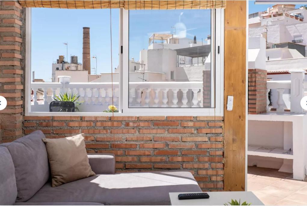 Apartamentos Lolitalola Holidays サロブレーニャ エクステリア 写真